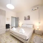 Helichrysum Hospitality Ampio Trilocale Iun Q9603