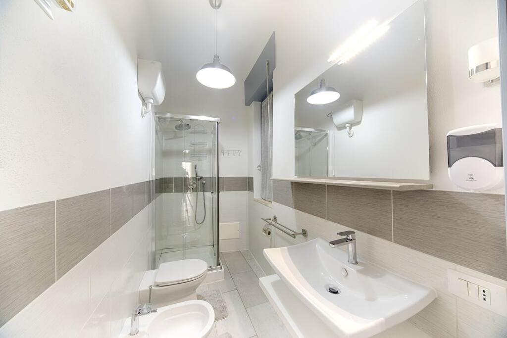 Helichrysum Hospitality Ampio Trilocale Iun Q9603 *